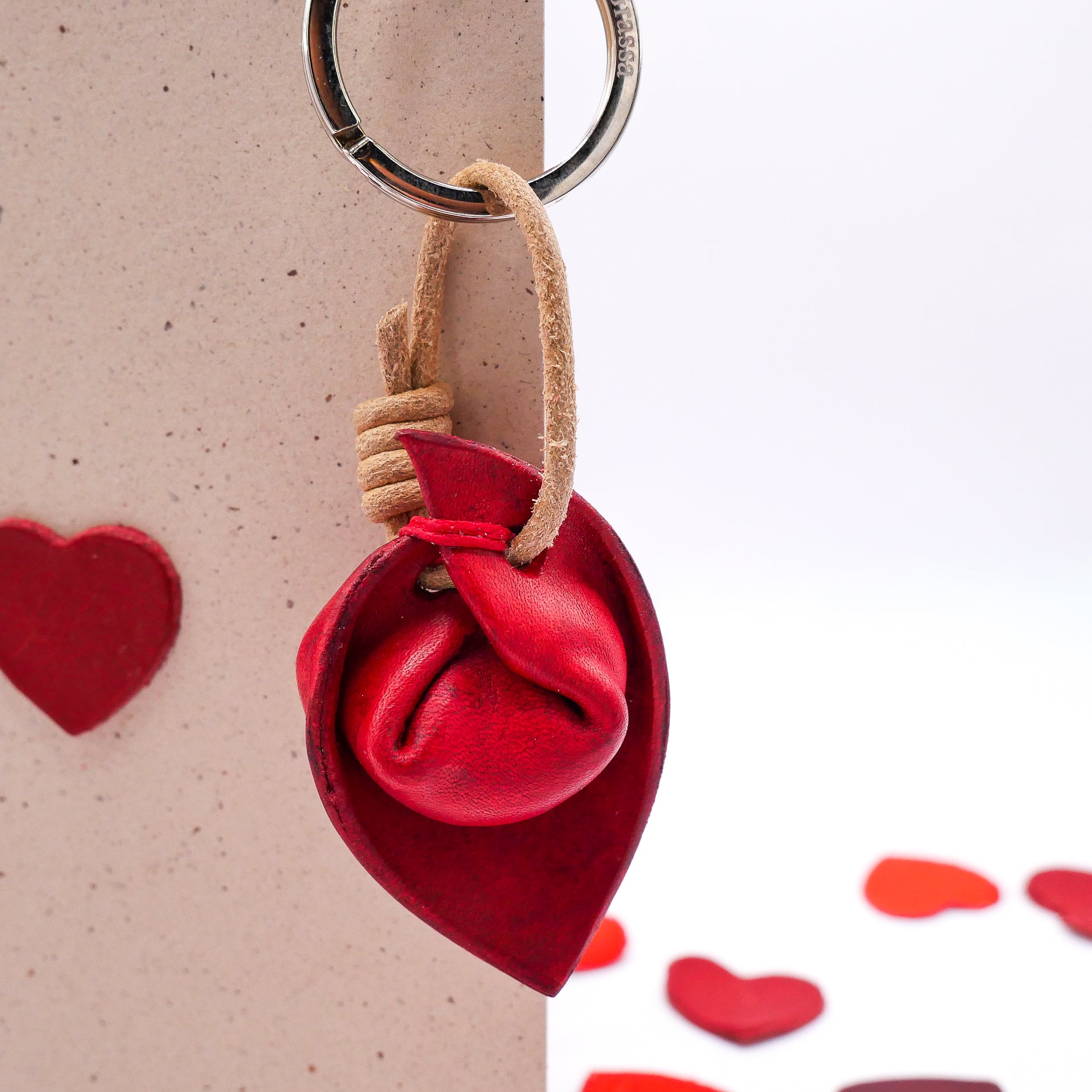 Tortellino portachiavi rosso con biglietto Cuore - EDIZIONE LIMITATA
