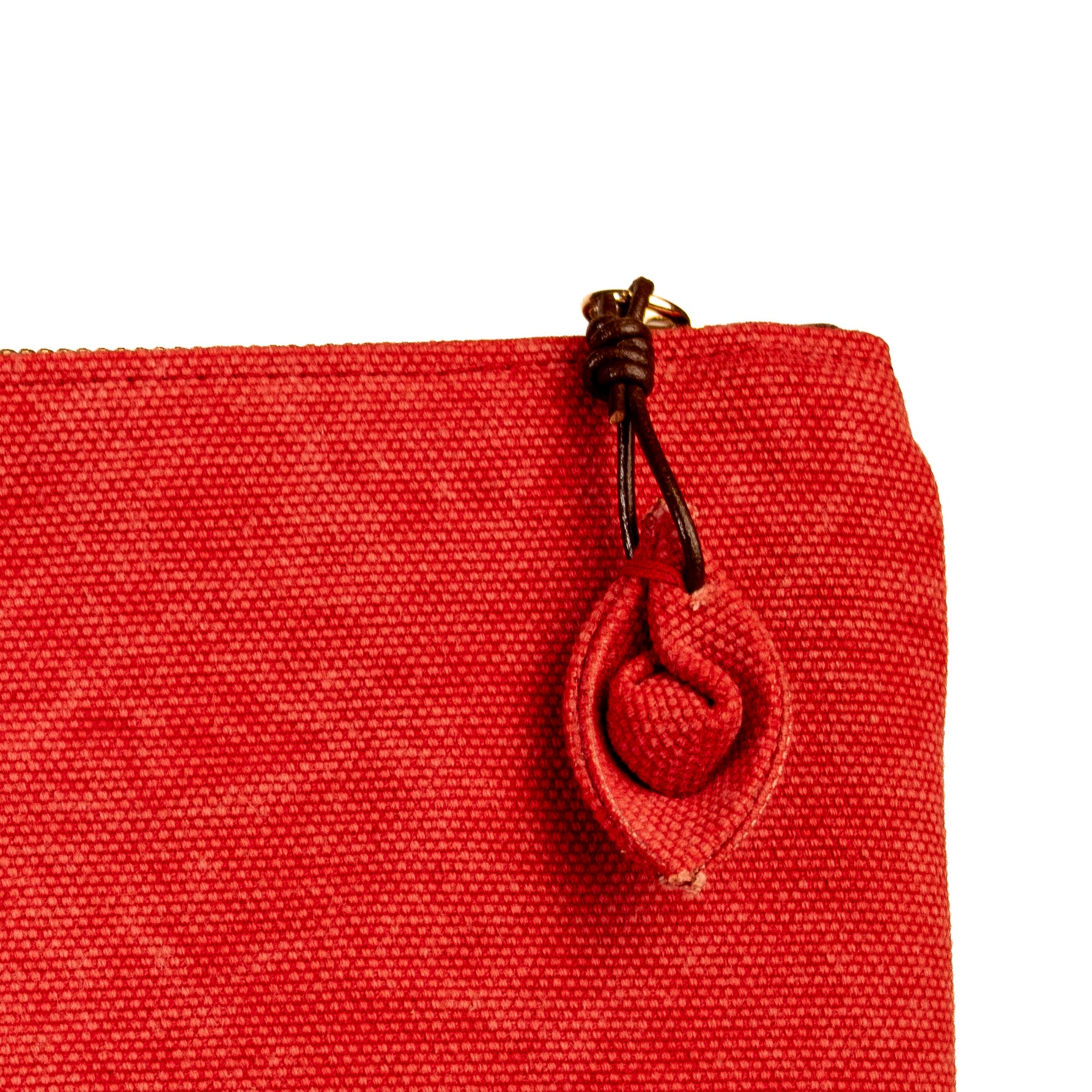 #Color_Rosso
